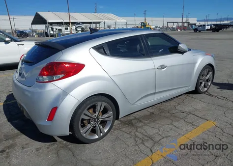 2012 Hyundai Veloster Base W/Gray z USA, uszkodzony, nr VIN KMHTC6AD9CU056939